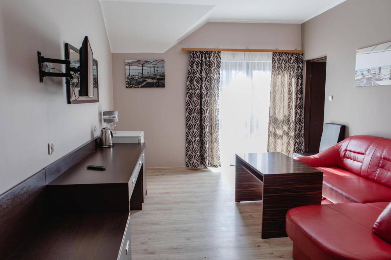 Hotel Arena Slonca à Łeba Extérieur photo