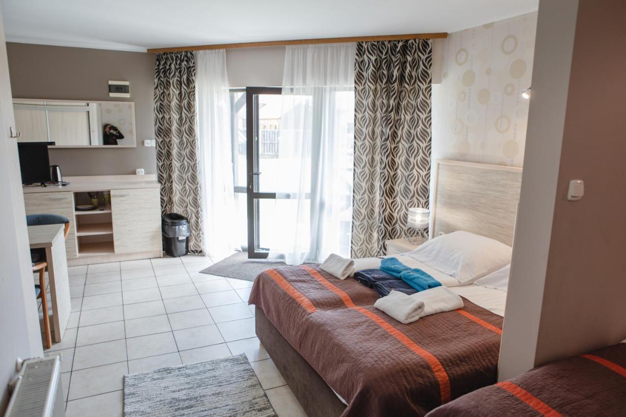 Hotel Arena Slonca à Łeba Extérieur photo