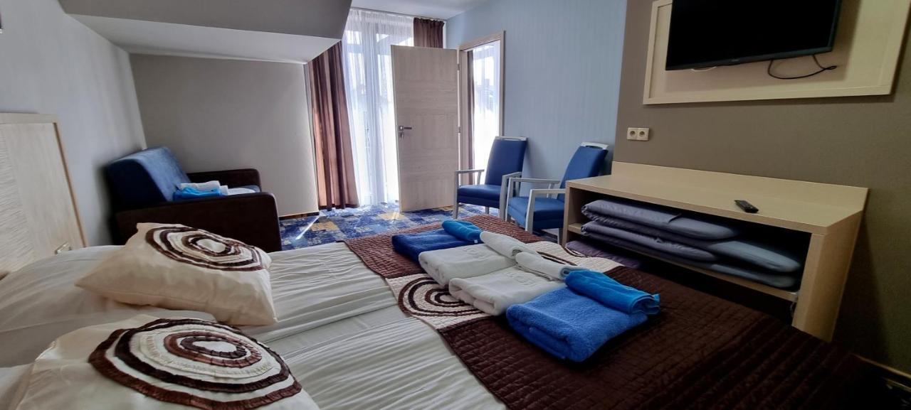 Hotel Arena Slonca à Łeba Extérieur photo