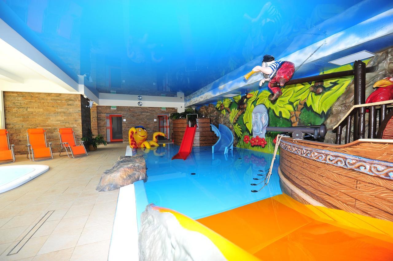 Hotel Arena Slonca à Łeba Extérieur photo